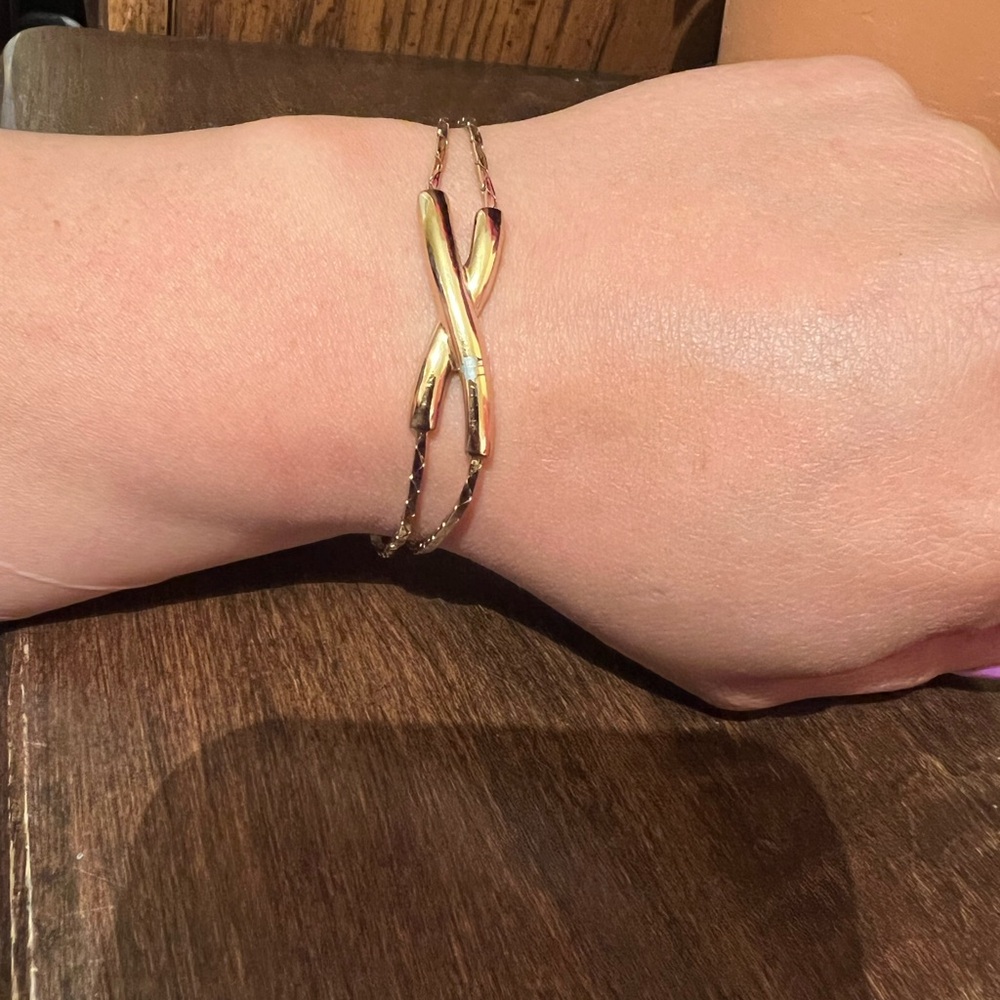 Vintage Monet Double Strand X Shaped Bracelet Gold Tn 7" Bracelet w/ safety chai